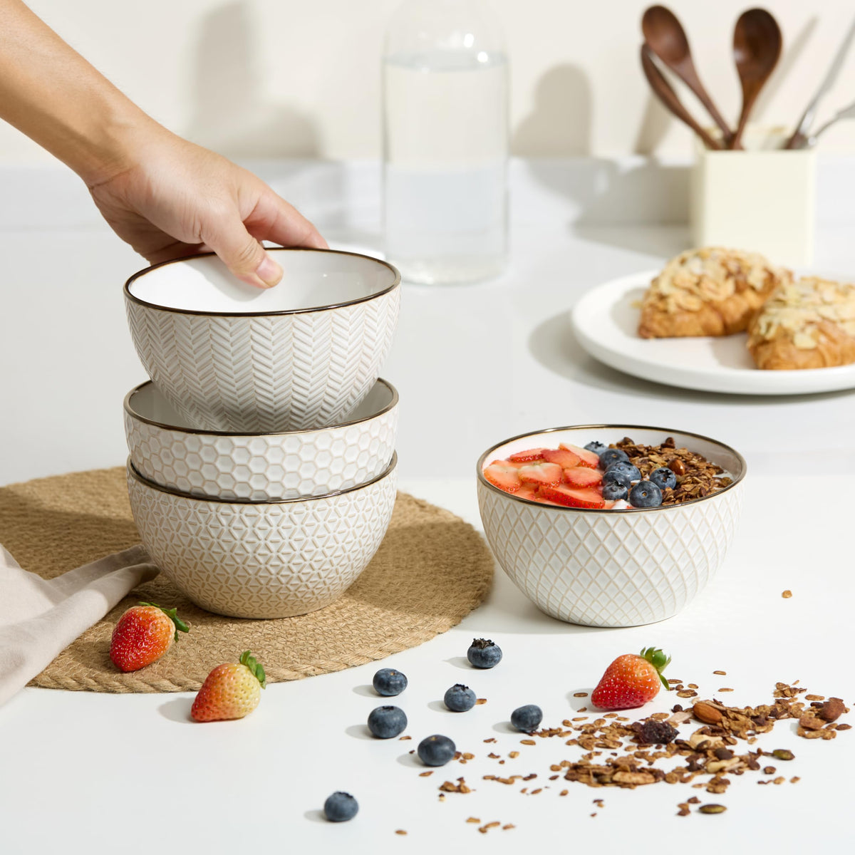 Ceramic Soup Bowls Set of 4, 26 oz Q3770